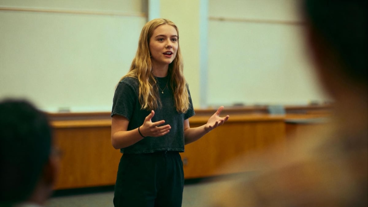 Trevor Noah: Political Commentary Through Comedy and Cultural Bridge-Building